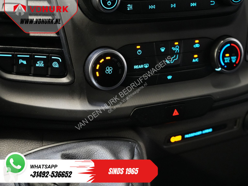 عربة نفعية Ford Tourneo 2.0 TDCI €28.352,-...