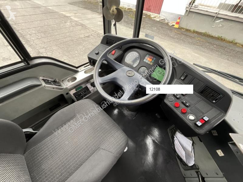 Autobussen Mercedes O 530