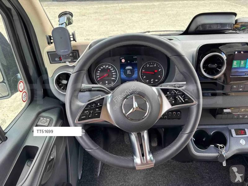 Furgoneta Mercedes