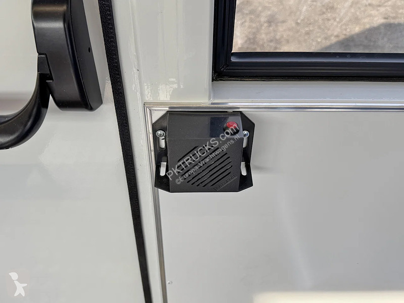 باص Iveco EuroCargo 150 E25WS Midi Bus (2 units)
