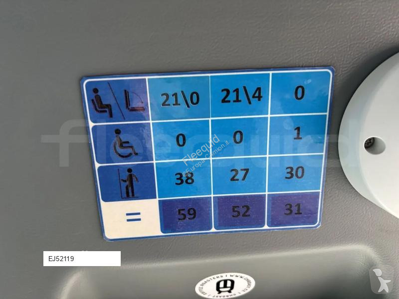 Autobussen Isuzu Novo