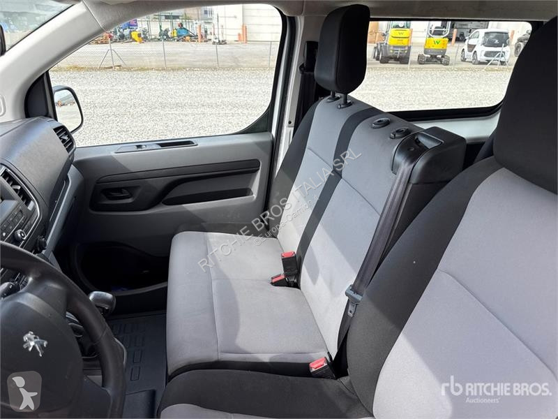 Veículo utilitário Peugeot 1.6 BlueHDI Premium...