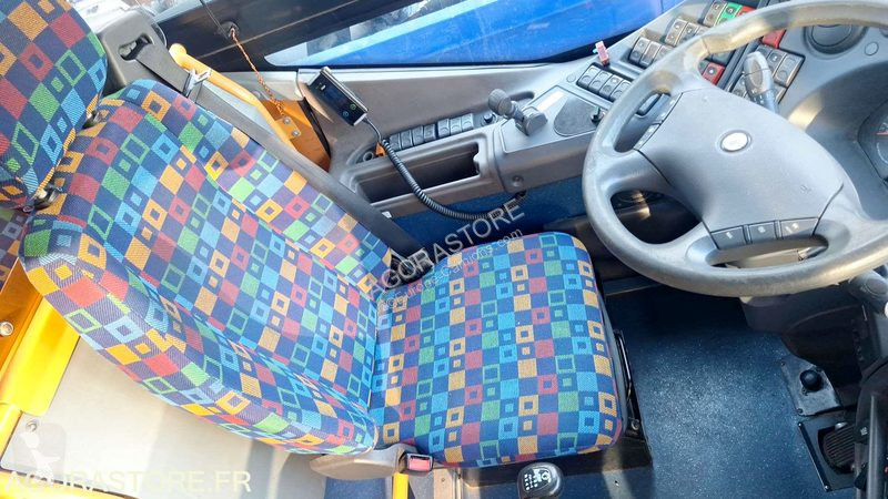 Autobús Irisbus RECREO