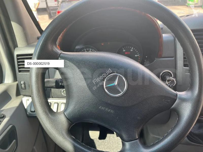 Autobús Mercedes