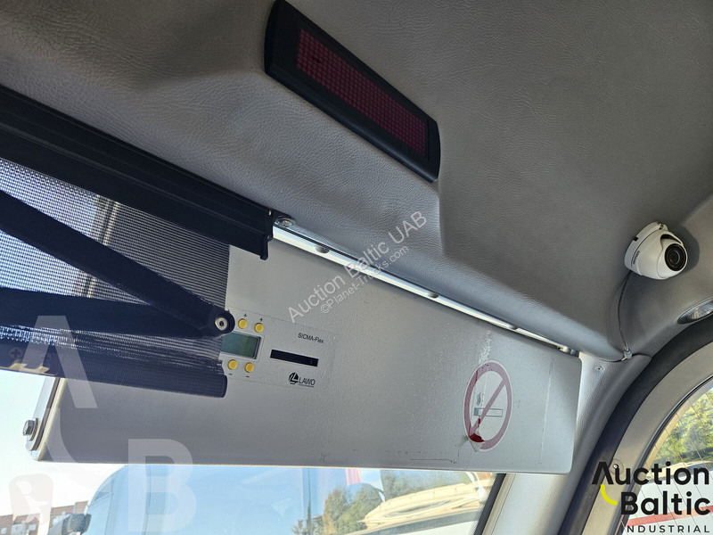 Autobuz Mercedes