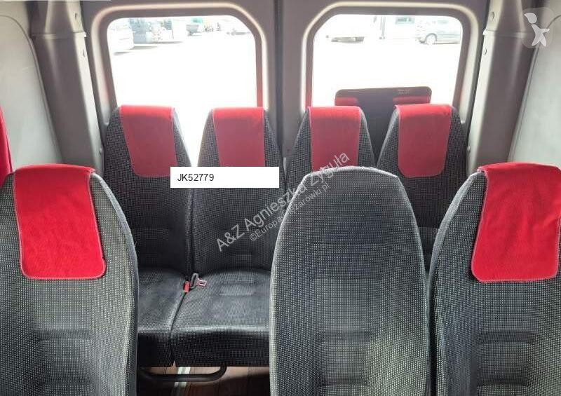 Véhicule utilitaire Mercedes SPRINTER 516 TRANSFER