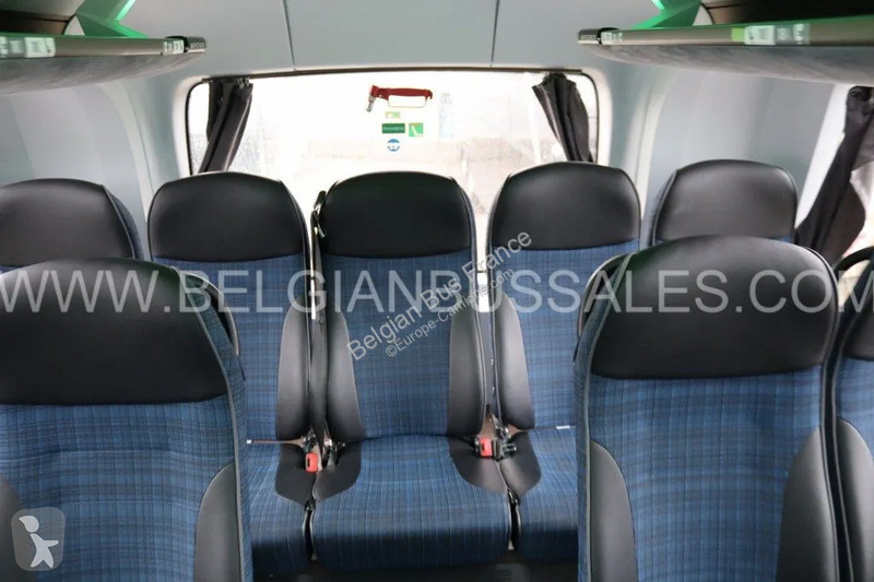 Autobussen Neoplan Skyliner L New Model / P06 /...