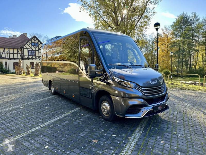 Autobus Iveco Cuby C70, 7.9m 27+1+1+ acenseur