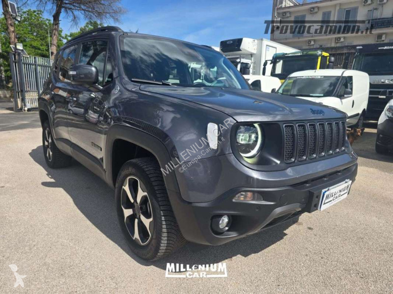 Autobuz  RENEGADE TRAILHAWK 4XE 2022 KM 53000