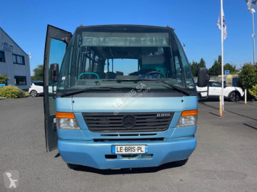 باص صغير Mercedes