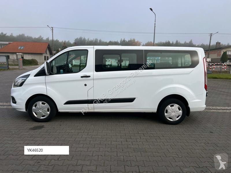 Autobus Ford Kombi 320 L2H1 Trend