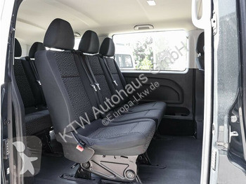 Véhicule utilitaire Mercedes 114...