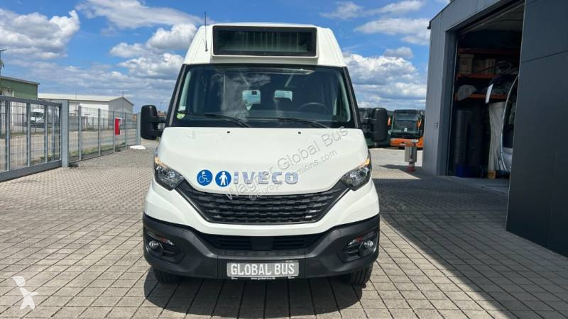 Autobús Iveco