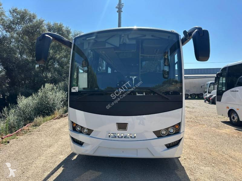 Buss Isuzu Visigo