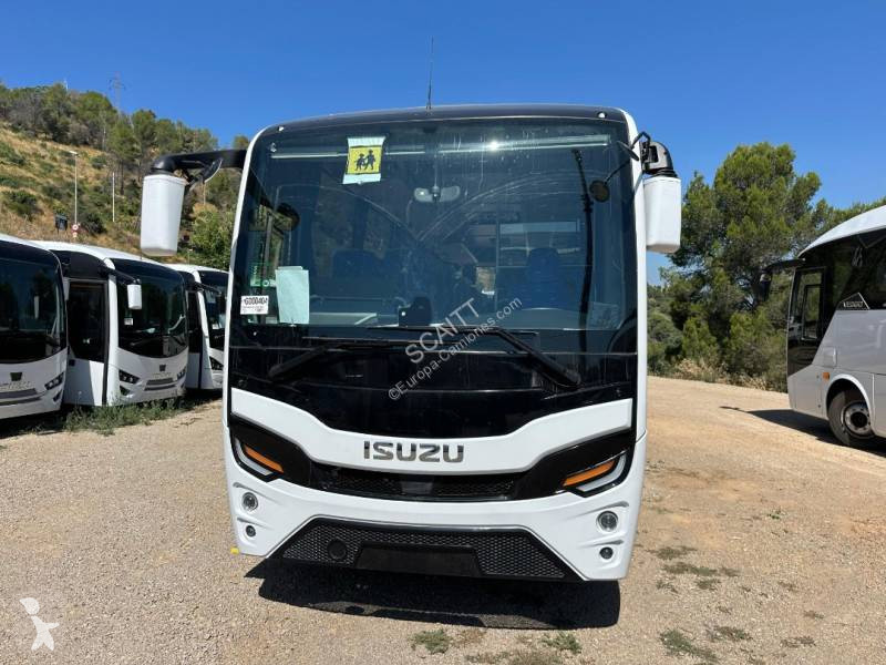 Buss Isuzu Grand Toro