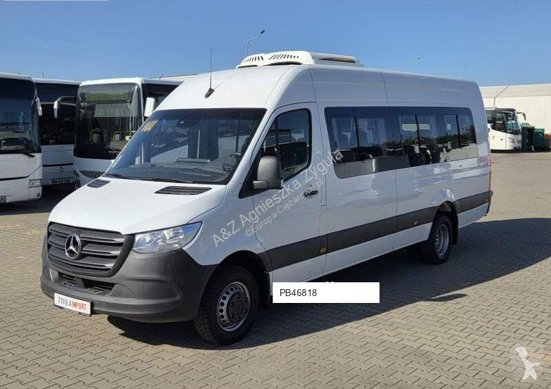Autobus Mercedes 516