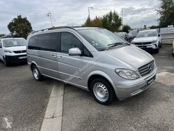 Autobús minibús Mercedes nuevo