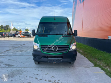 Autobús minibús Mercedes