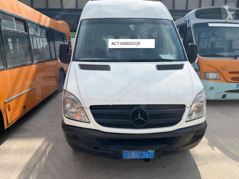 Autobus Mercedes