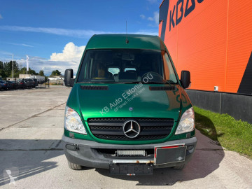 Minibus Mercedes