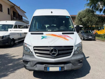 Autobús minibús Mercedes