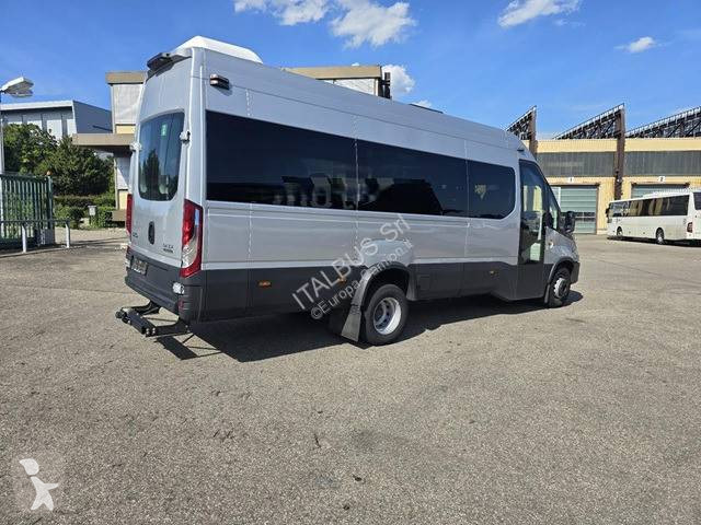 Autobús Iveco A65C18