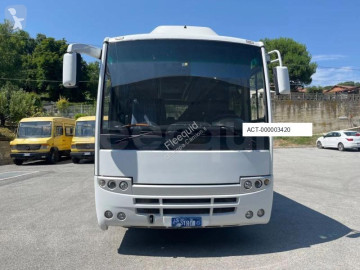 Autobús interurbano Otokar