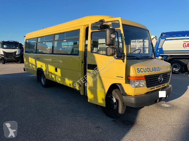 Градски автобус Mercedes 818 CDI SORA 43+2+1