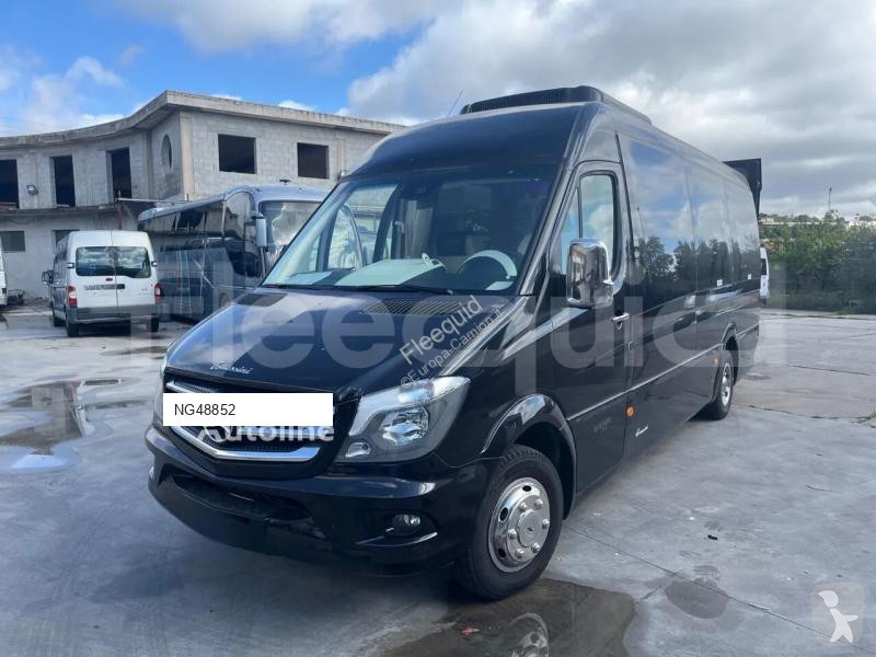 Autobús Mercedes