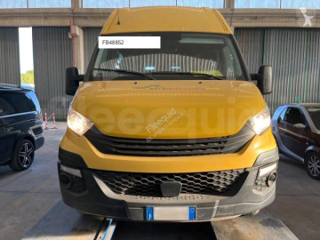 Autocar transport scolaire Iveco