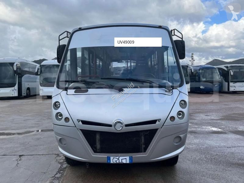 باص Iveco Cacciamali