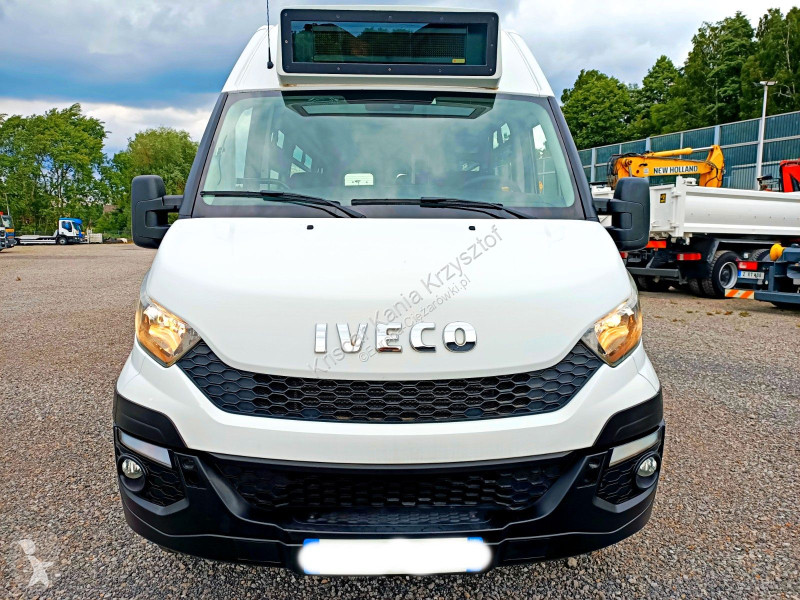باص Iveco Line 60C17 24 Seats LIFT LIFT
