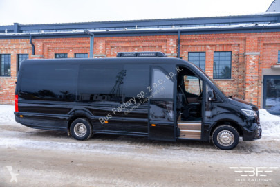Autobus minibus Mercedes neuf