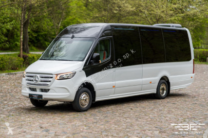 Минибус Mercedes нови