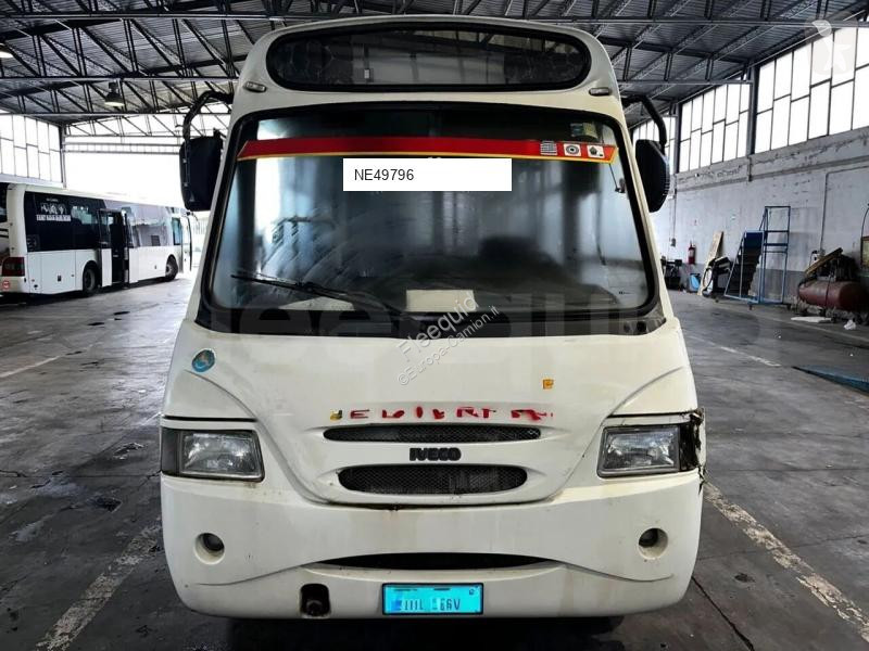باص Iveco Cacciamali