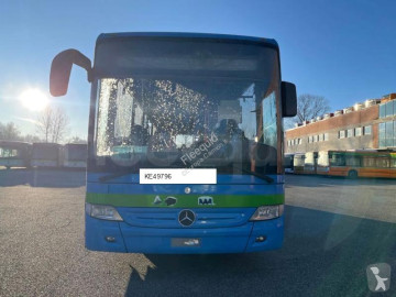 Autobús interurbano Mercedes