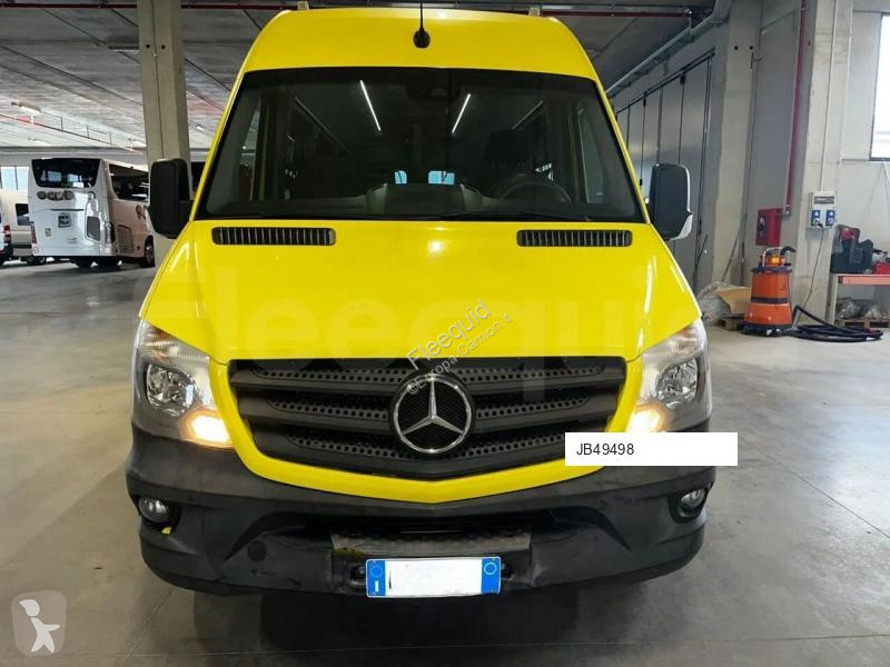 باص Mercedes