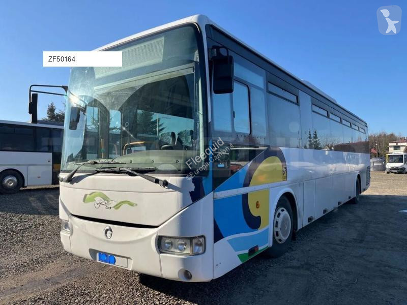 باص Iveco Recreo