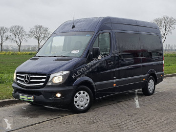 Минибус Mercedes