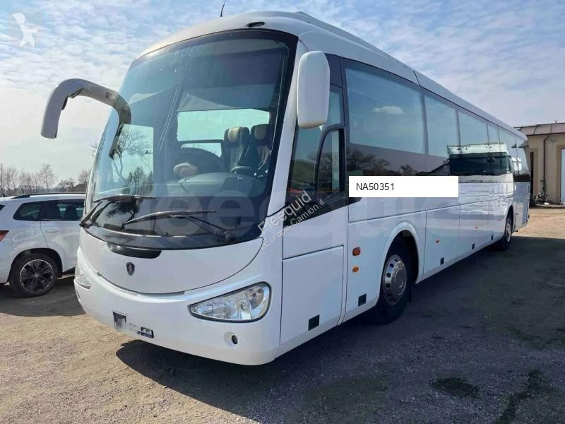 باص Irizar i4