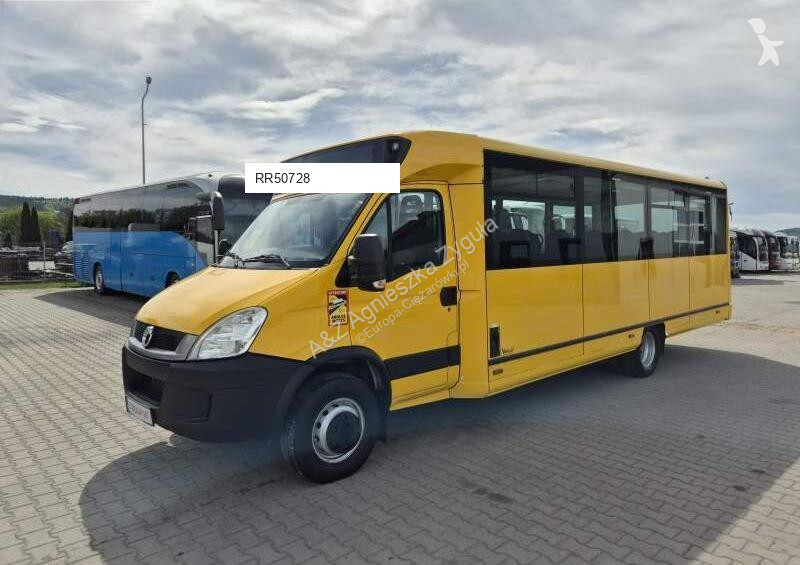 Градски автобус Iveco APTINEO 65J17
