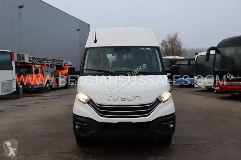 Véhicule utilitaire Iveco / 7.6m / Automatic /...