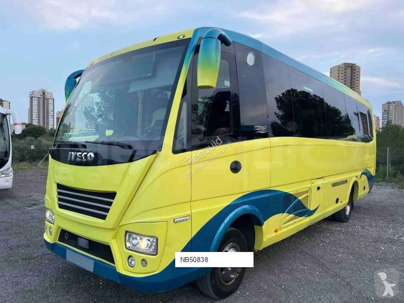 باص Iveco Ferqui