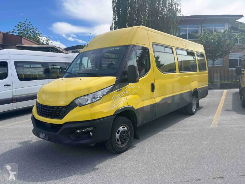 باص Iveco