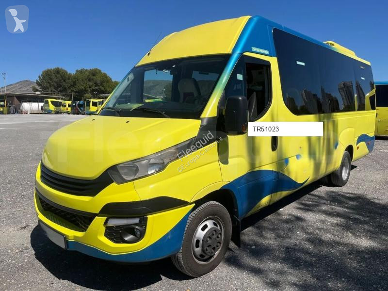 باص Iveco Ferqui