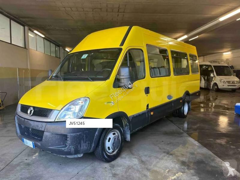 باص Iveco