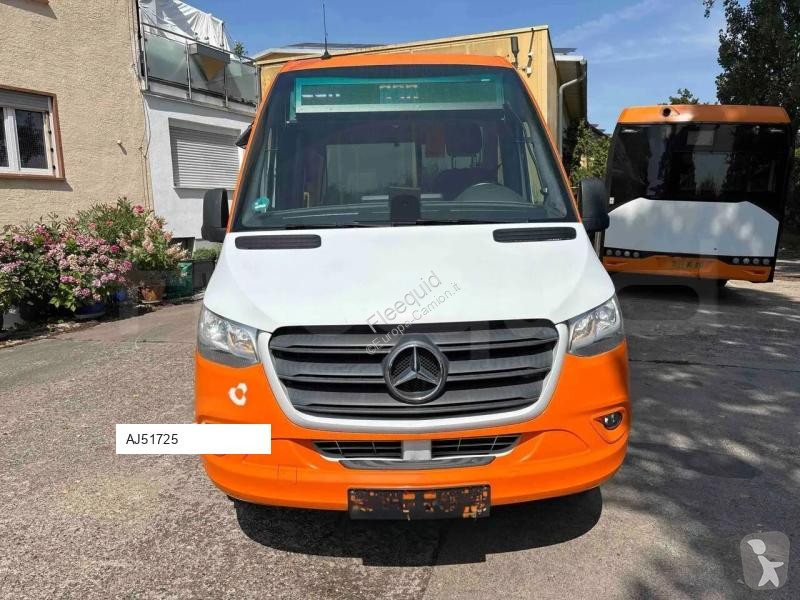 Furgoneta Mercedes
