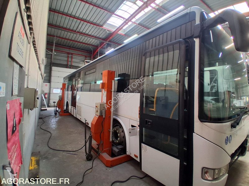 باص Irisbus CROSSWAY