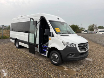 Autobus minibus Mercedes neuf