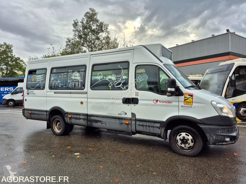Комерційні автомобілі Iveco 50C17